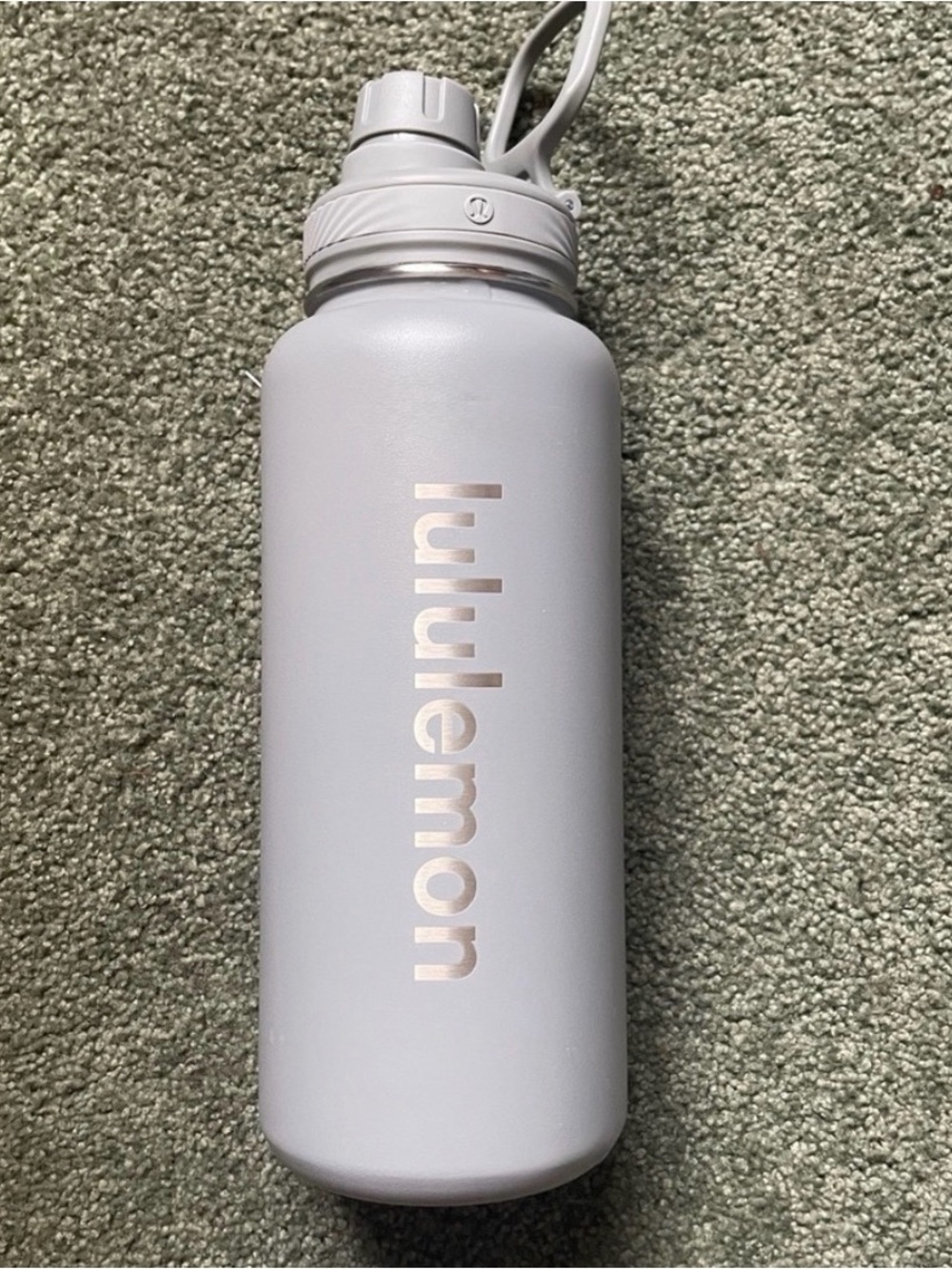 Lululemon Back to Life Sport Bottle 32oz Water bottle in Rhino Grey